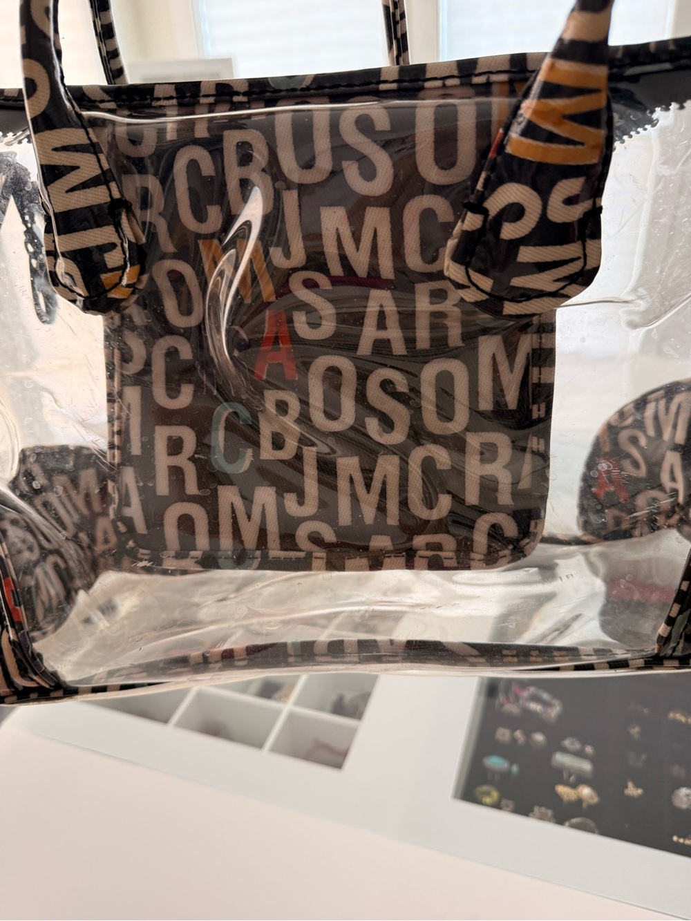 Marc by Marc Jacobs Clear Tote with Black Logo-Print Pouch - Picture 5 of 6